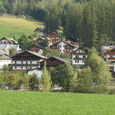 Am Laerchenweg Apartment *
